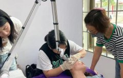 超皮秒洗眼線機(jī)器多少錢一臺？美容院洗眼線機(jī)器價(jià)格_洗眼線儀器設(shè)備